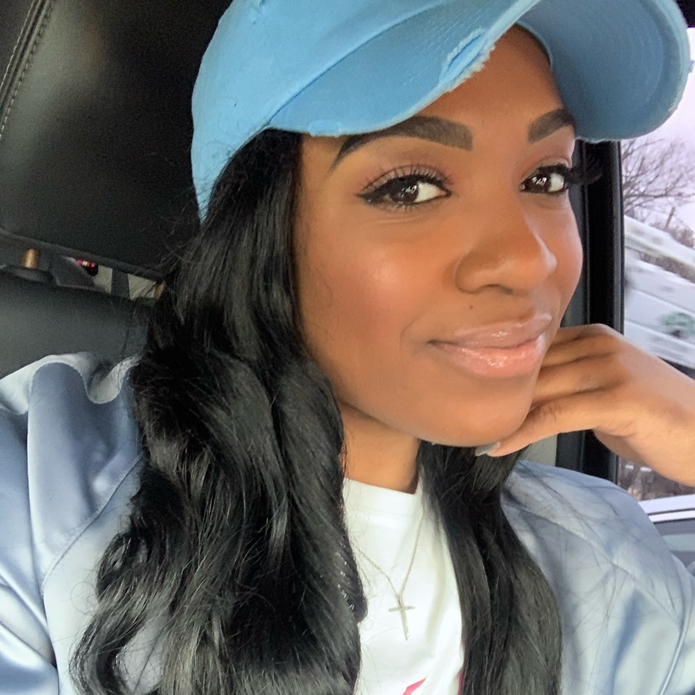 Meet your Posher, Shariyma